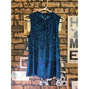 Size medium dark blue paisley banana republic tank blouse with keyhole back with